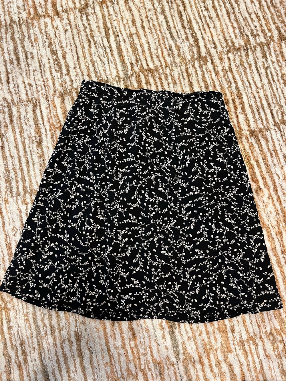 Casual Corner Vintage Floral Skirt